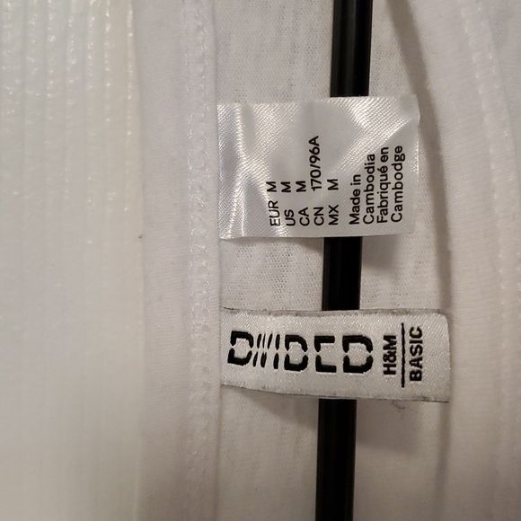 H&M white and dark grey baseball shirt - Picture 2 of 3